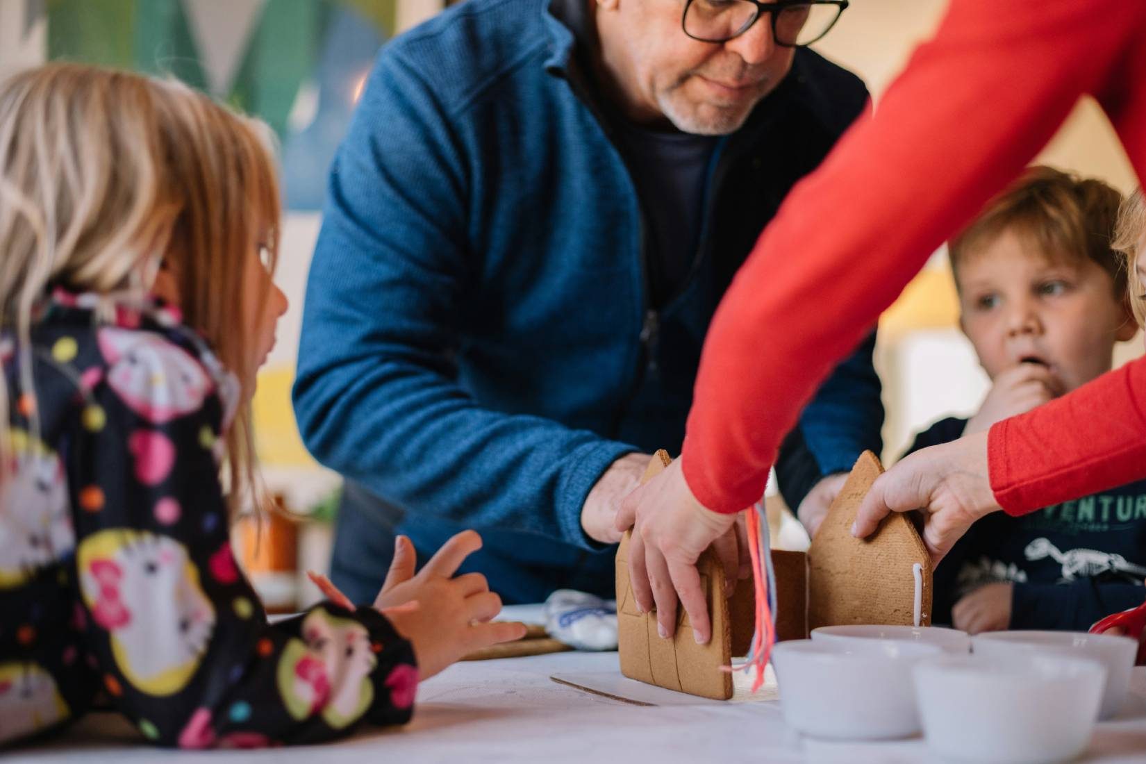 Building Gingerbread House